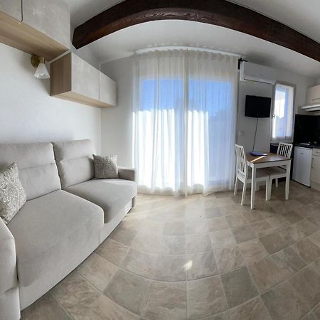 אגדה Appartement Pinede Piscine Clim Proche Plage Village Naturiste מראה חיצוני תמונה