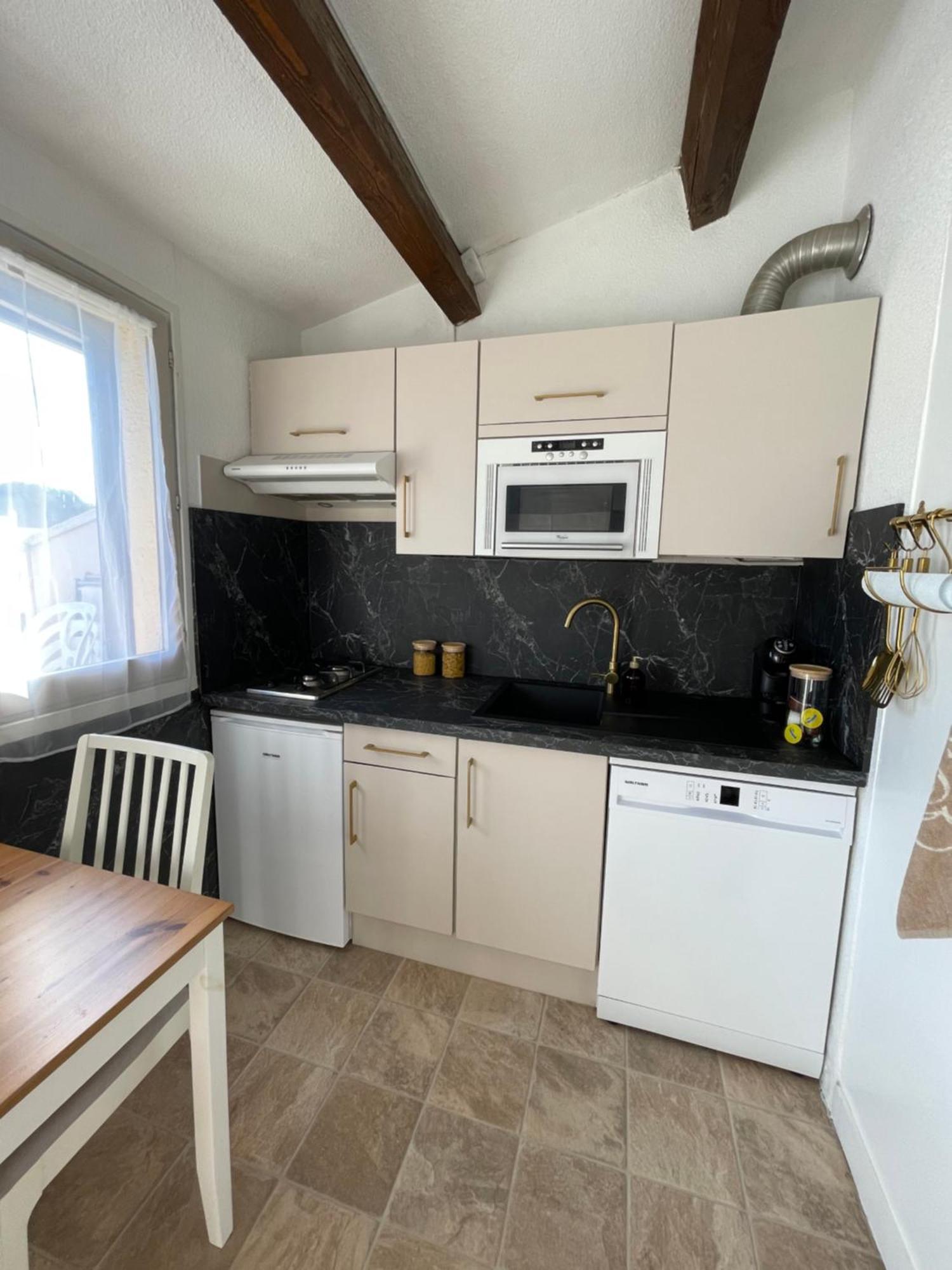 אגדה Appartement Pinede Piscine Clim Proche Plage Village Naturiste מראה חיצוני תמונה